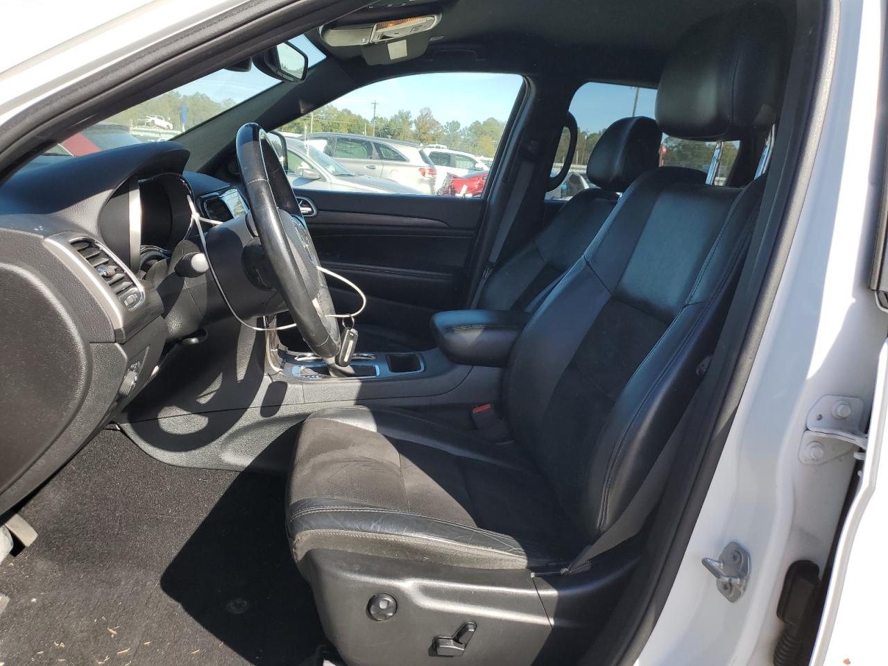 JEEP GRAND CHEROKEE LAREDO