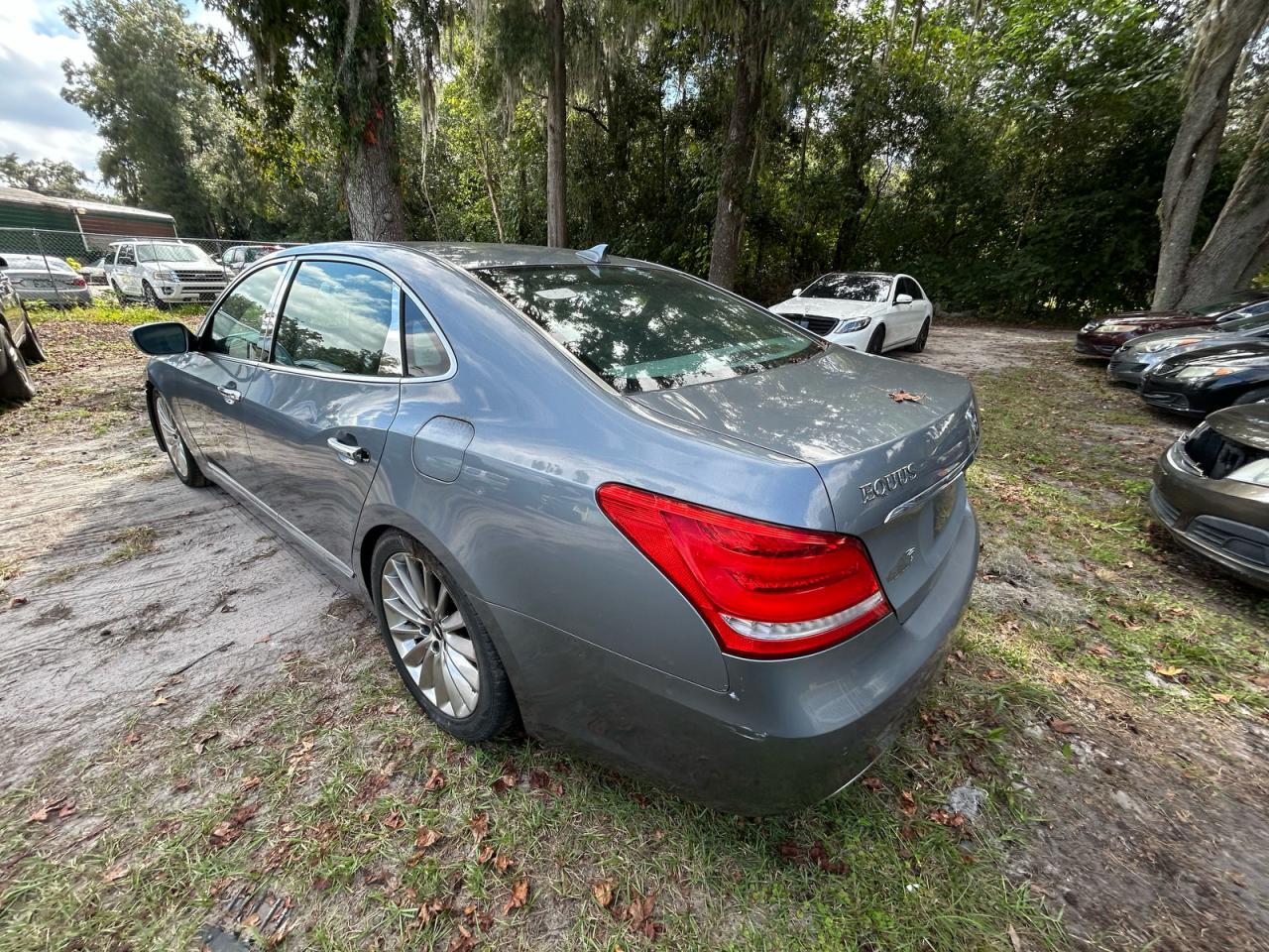 HYUNDAI EQUUS SIGNATURE