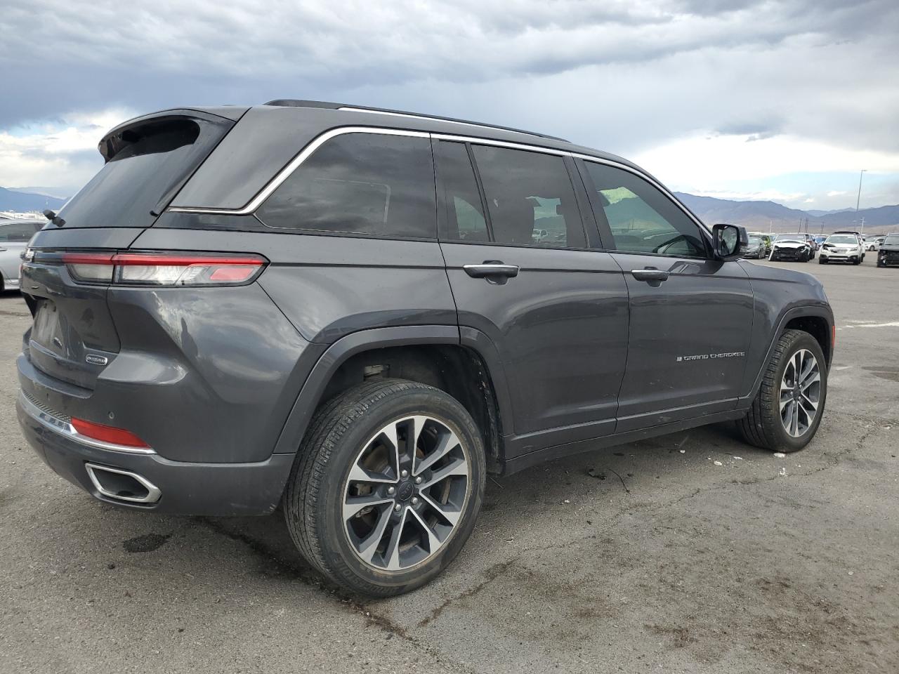 JEEP GRAND CHEROKEE OVERLAND