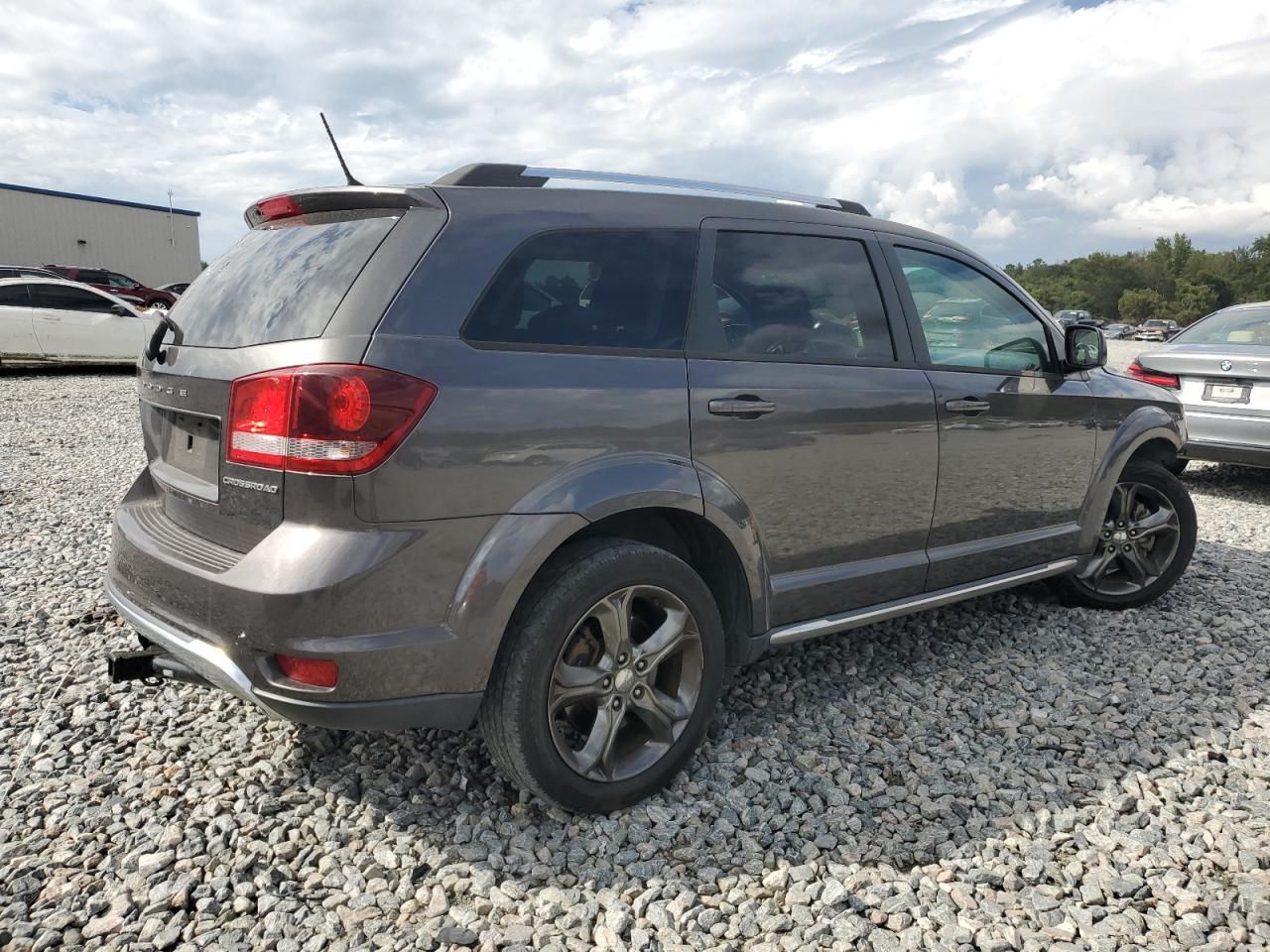 DODGE JOURNEY CROSSROAD
