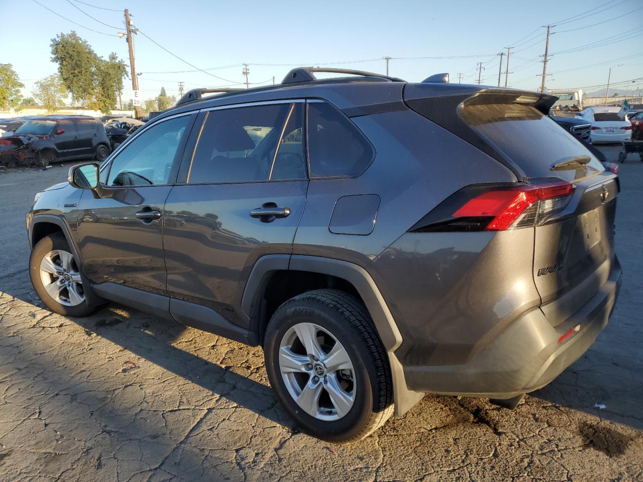 TOYOTA RAV4 XLE