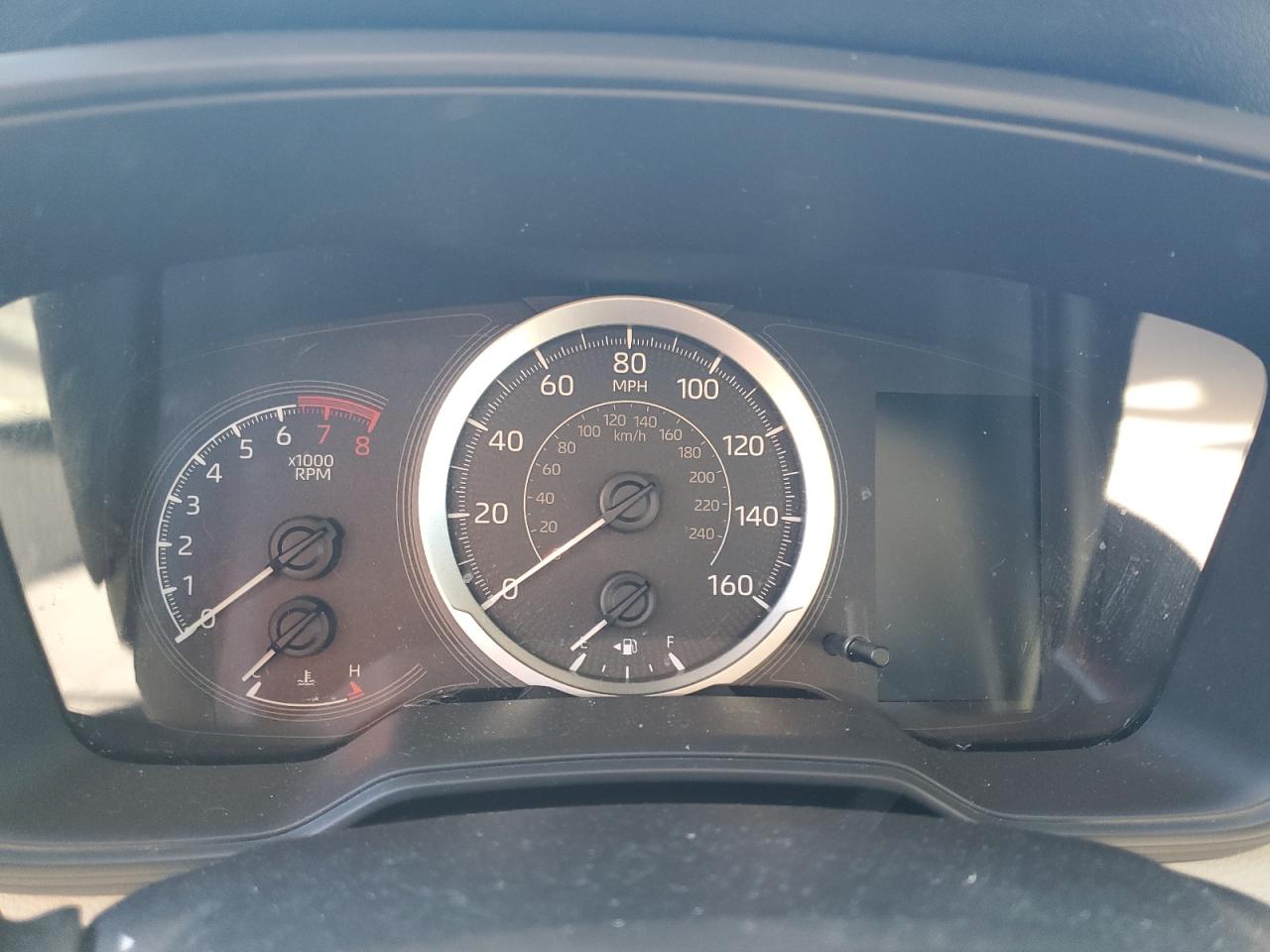 Lot #3303623935 2020 TOYOTA COROLLA LE