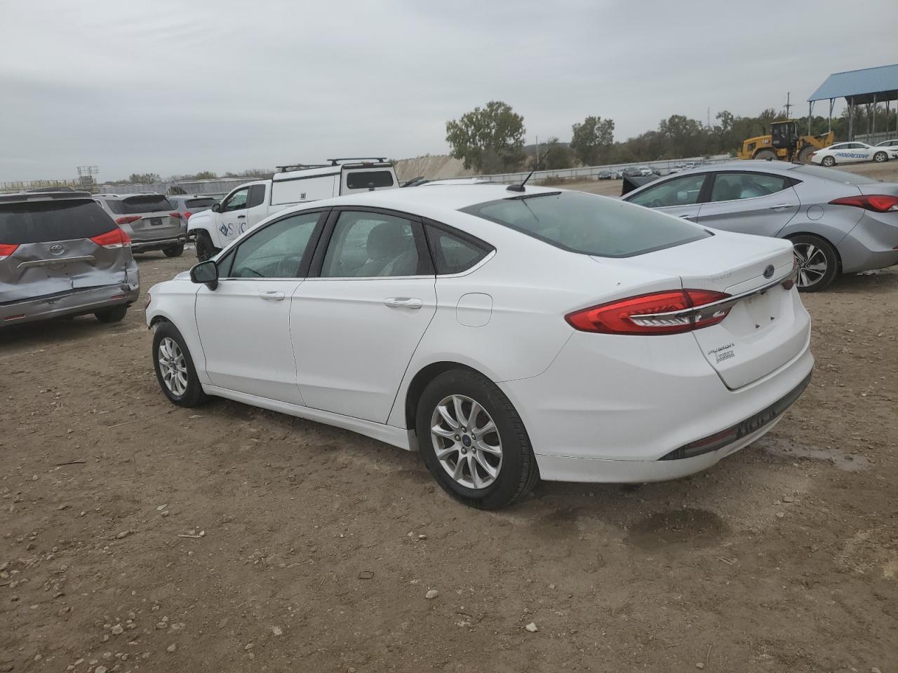 FORD FUSION S