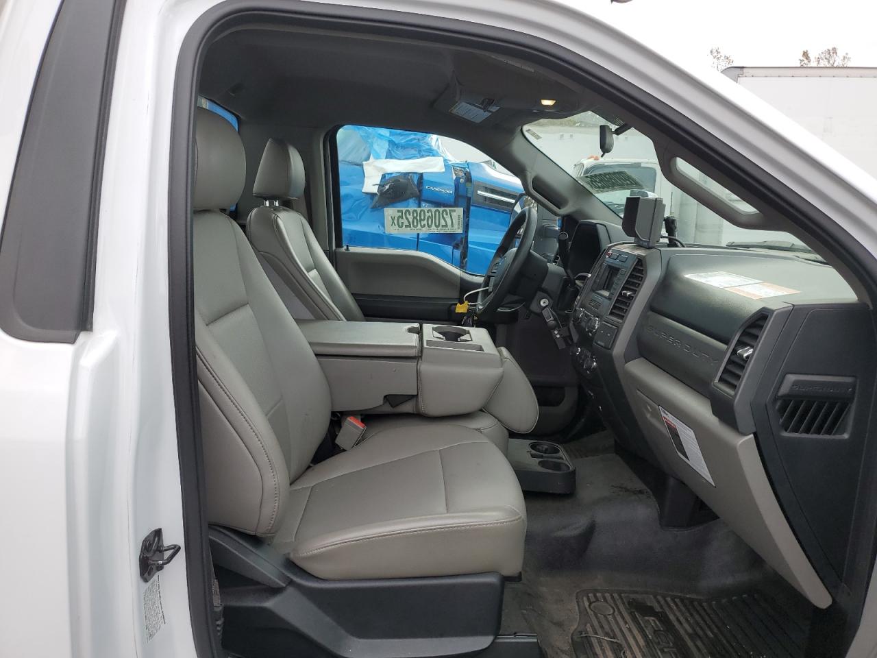 FORD F-550 SUPER DUTY