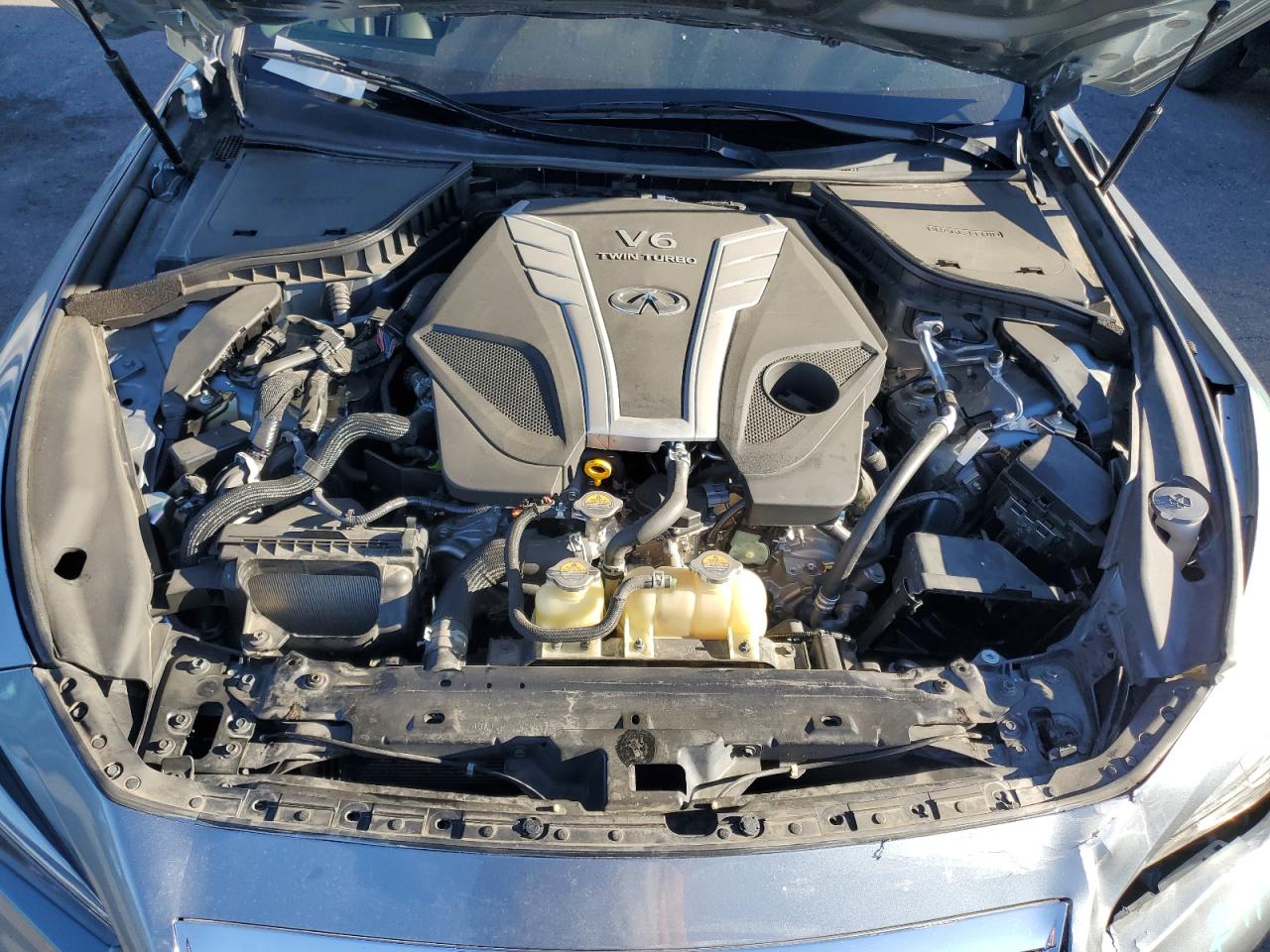 INFINITI Q50 PREMIUM