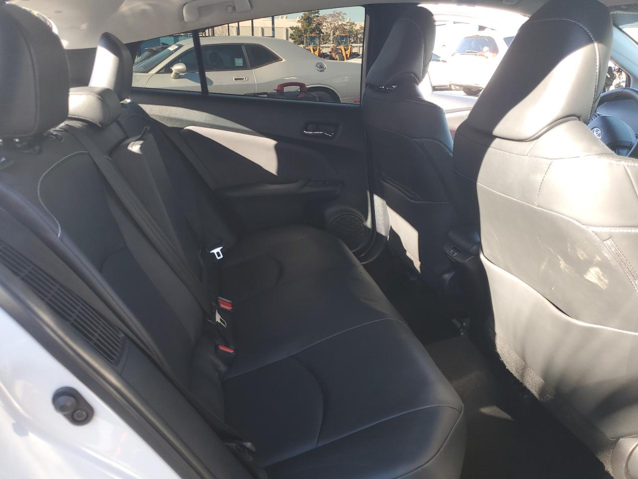 TOYOTA PRIUS PRIME LE