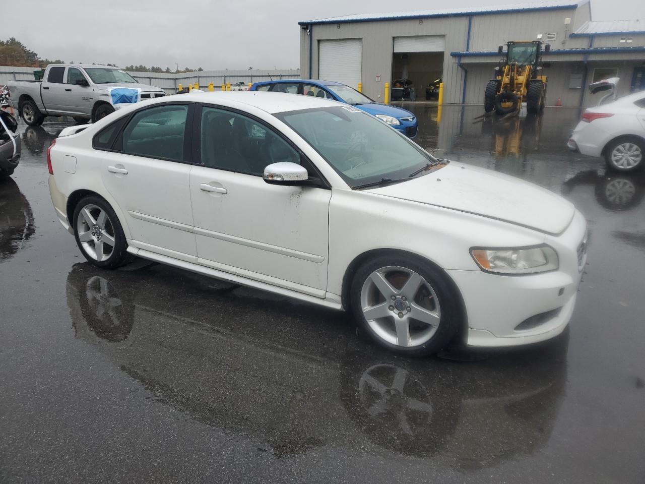 VOLVO S40 T5