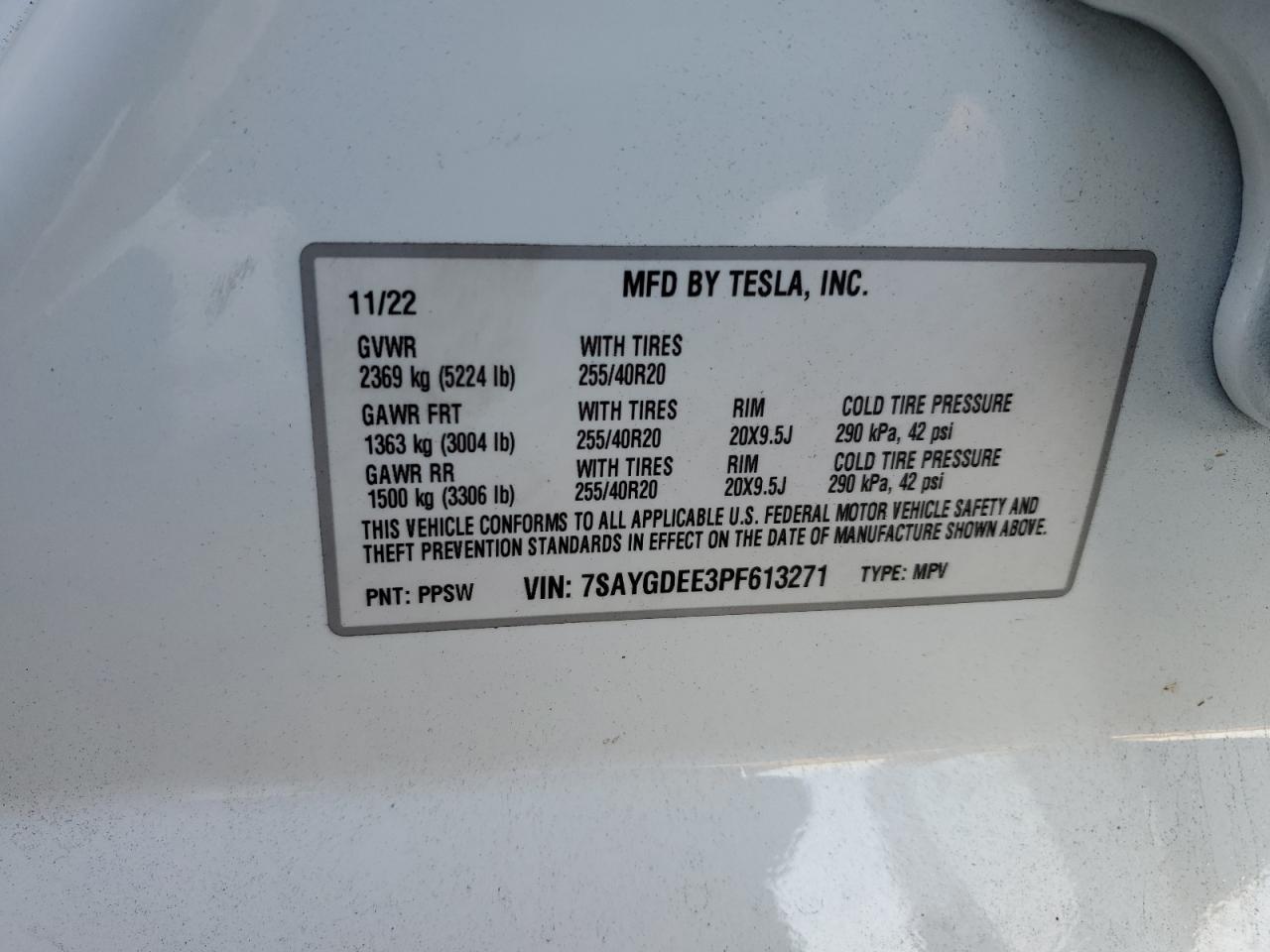 TESLA MODEL Y