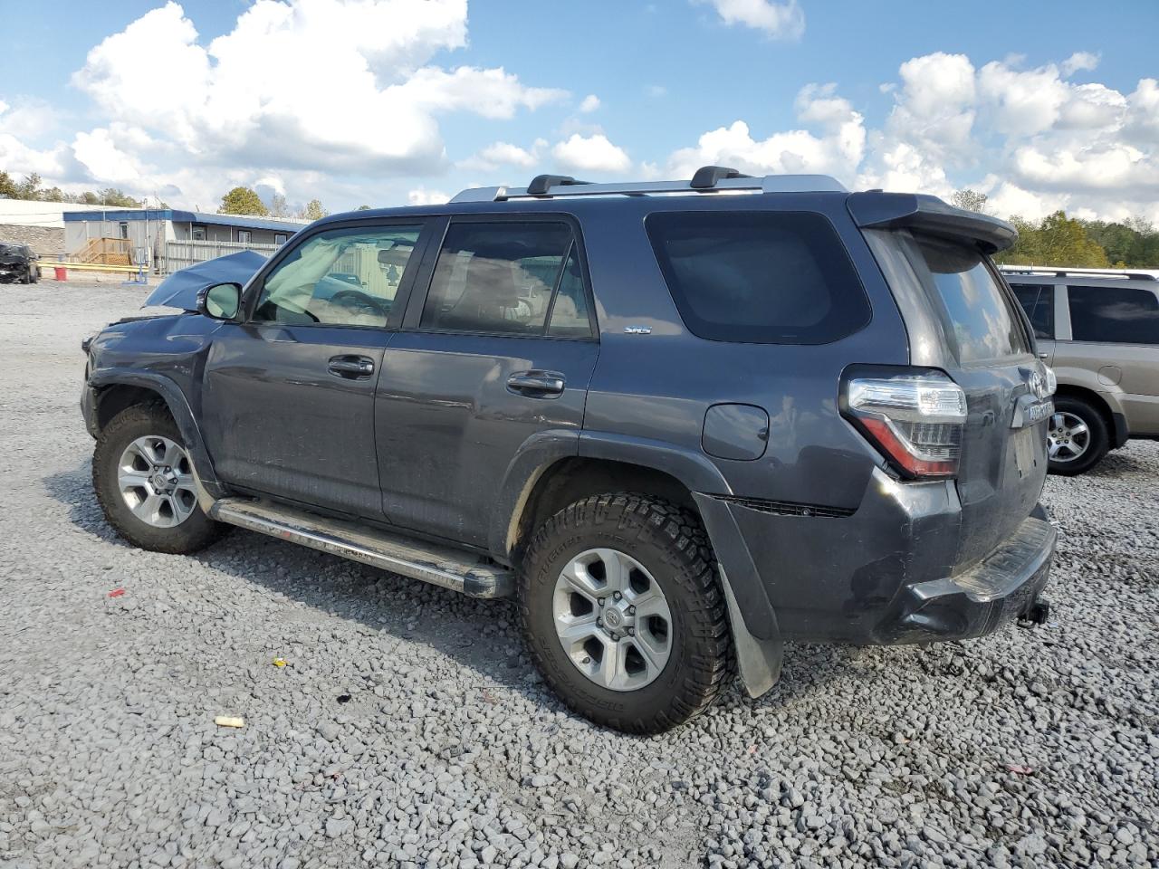 TOYOTA 4RUNNER SR5