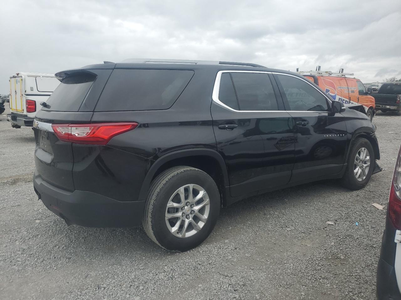 CHEVROLET TRAVERSE LT