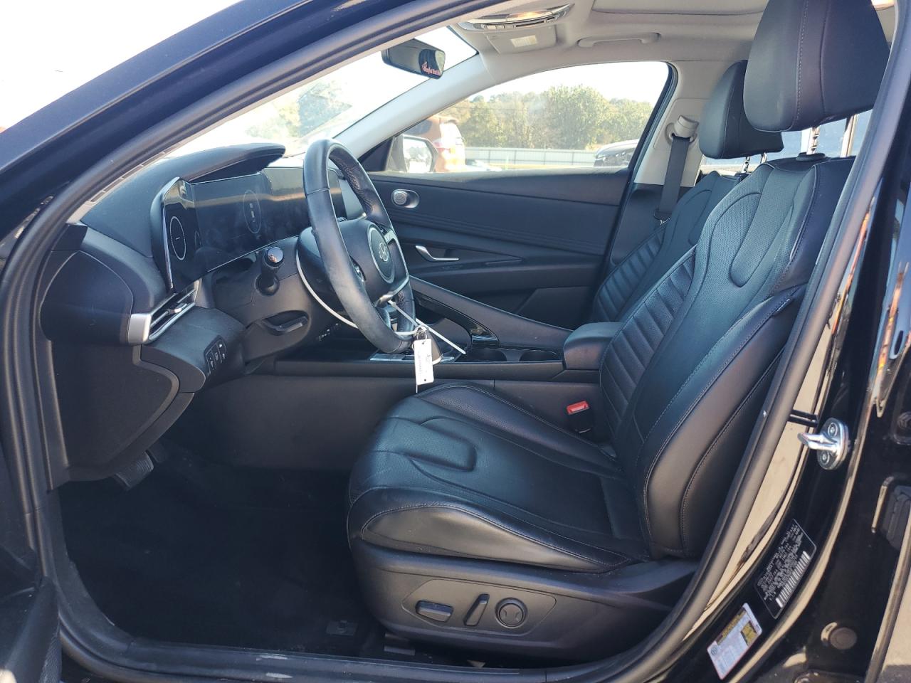 HYUNDAI ELANTRA LIMITED