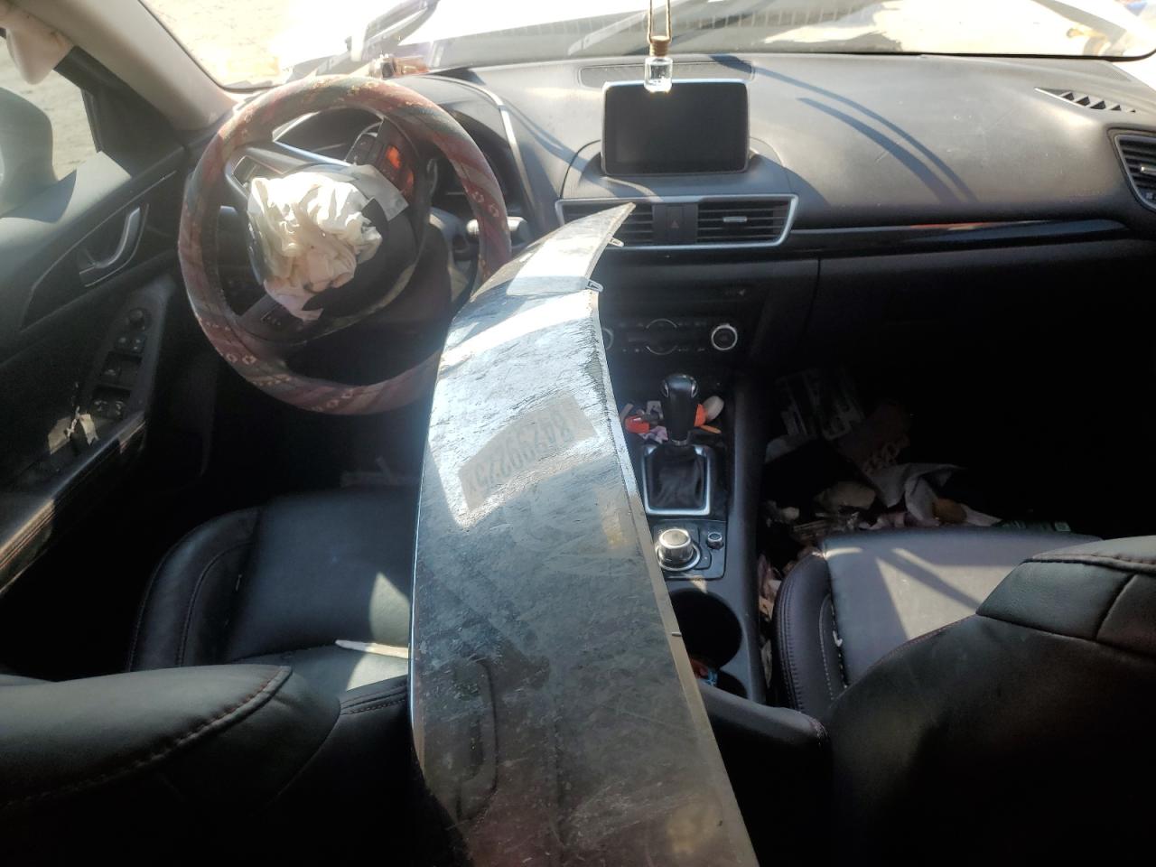 MAZDA 3 GRAND TOURING