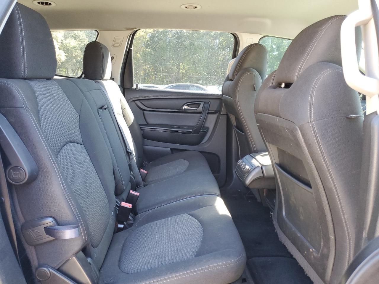 CHEVROLET TRAVERSE LT