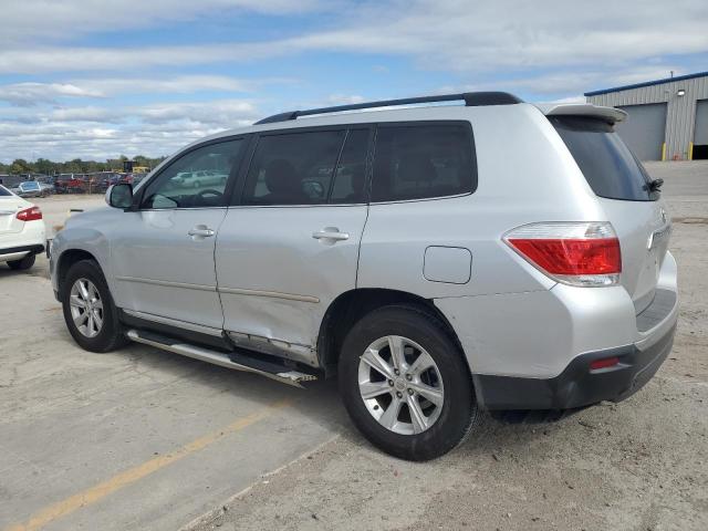 2011 TOYOTA HIGHLANDER - 5TDZK3EH5BS040401