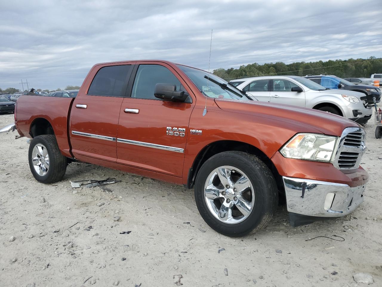 RAM 1500 SLT