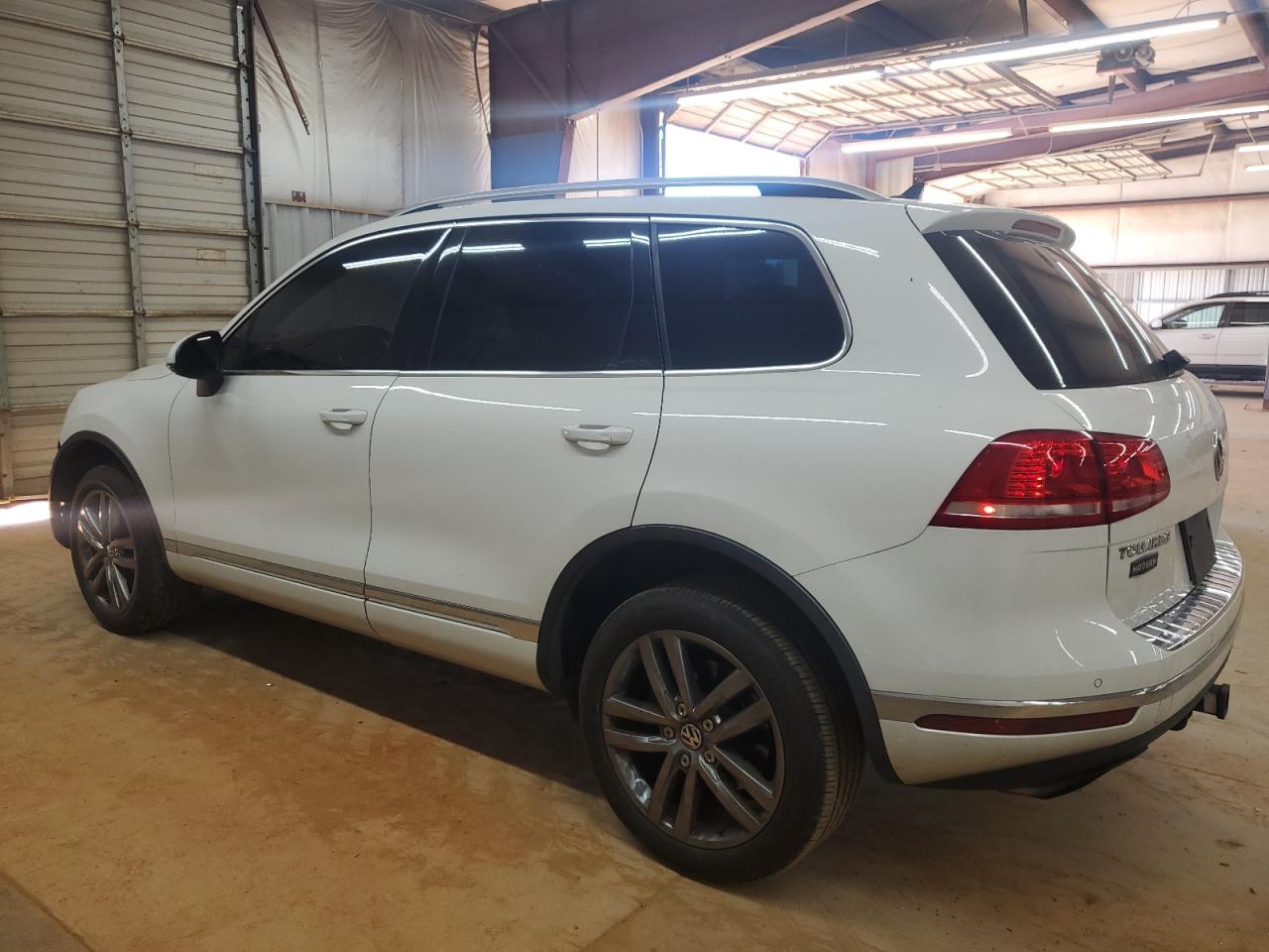 VOLKSWAGEN TOUAREG SPORT