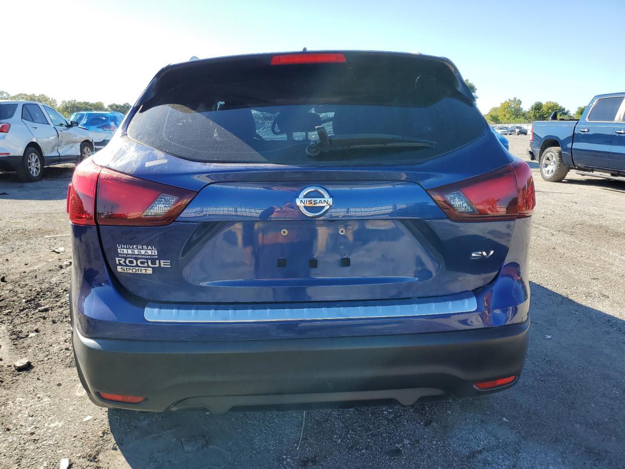 NISSAN ROGUE SPORT S