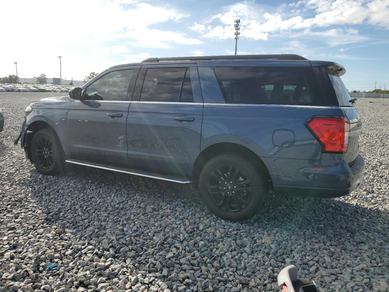 FORD EXPEDITION MAX XLT