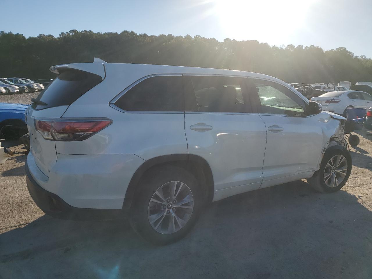 TOYOTA HIGHLANDER LE