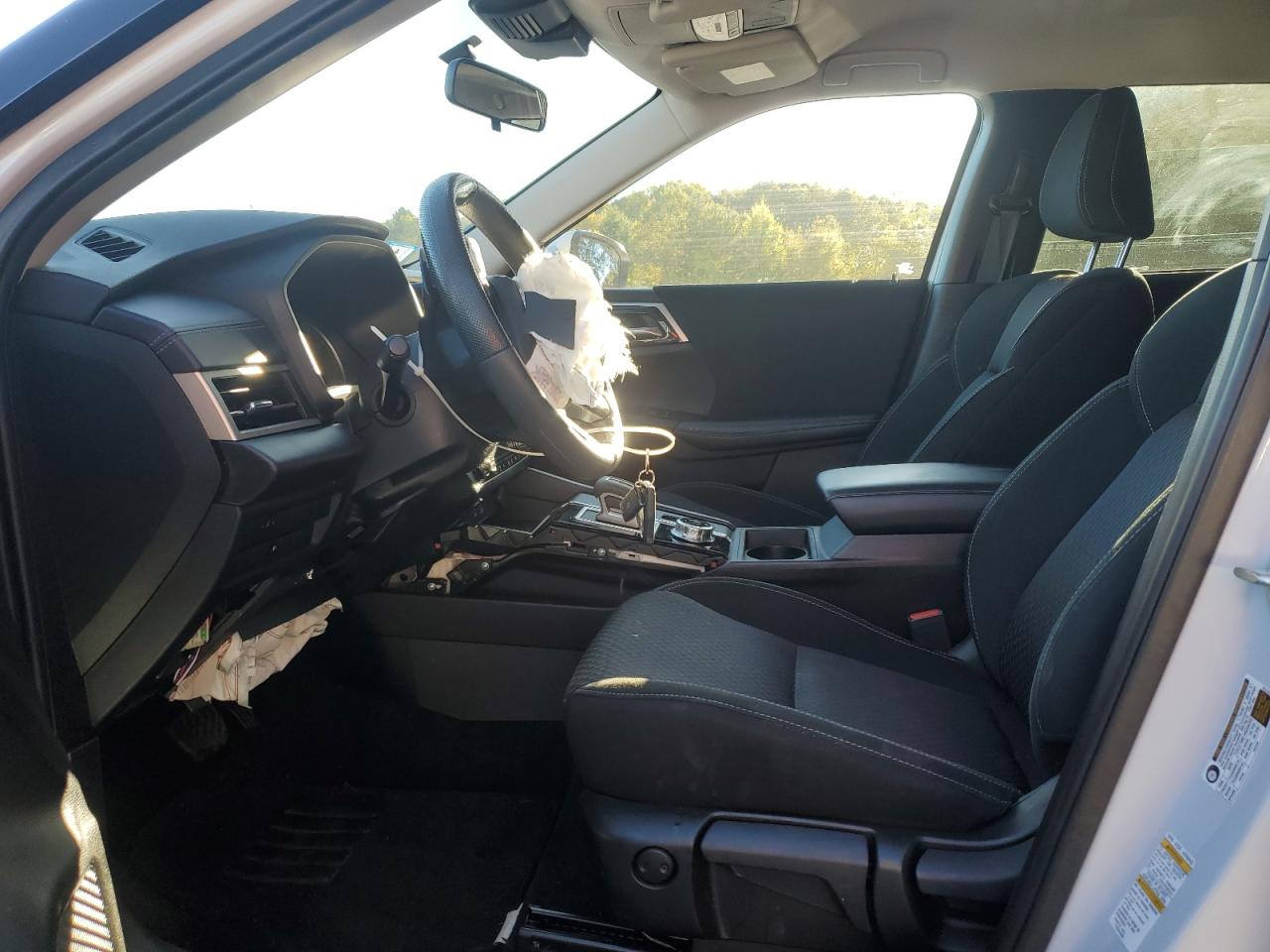 MITSUBISHI OUTLANDER ES