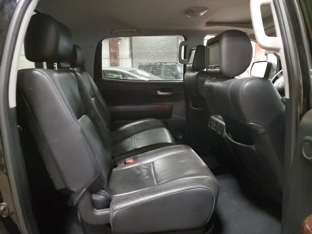 TOYOTA TUNDRA CREWMAX LIMITED