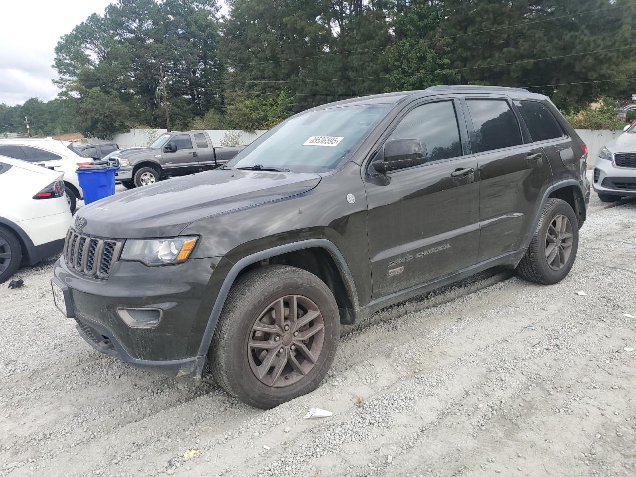 JEEP GRAND CHEROKEE LAREDO