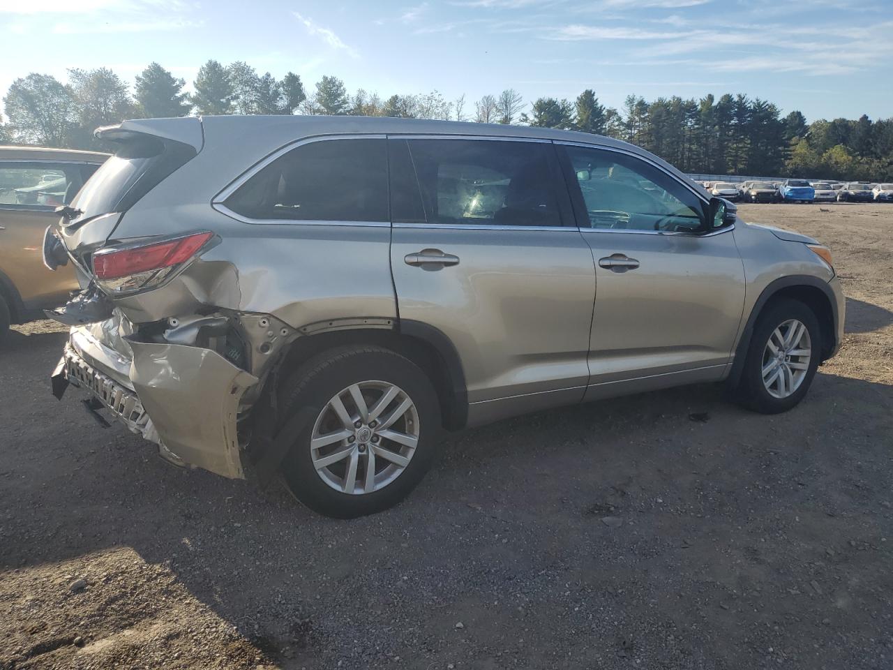 TOYOTA HIGHLANDER LE