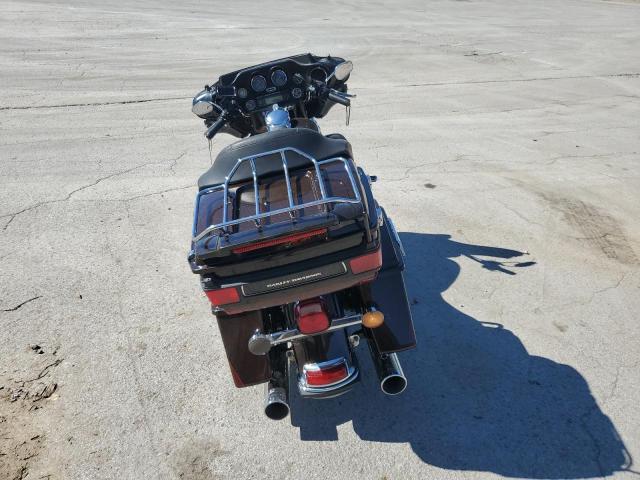 2011 HARLEY-DAVIDSON FLHTK 1HD1KEM16BB651847