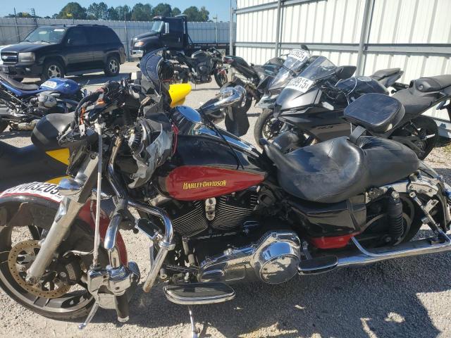 2010 HARLEY-DAVIDSON FLHX - 1HD1KB411AB630577