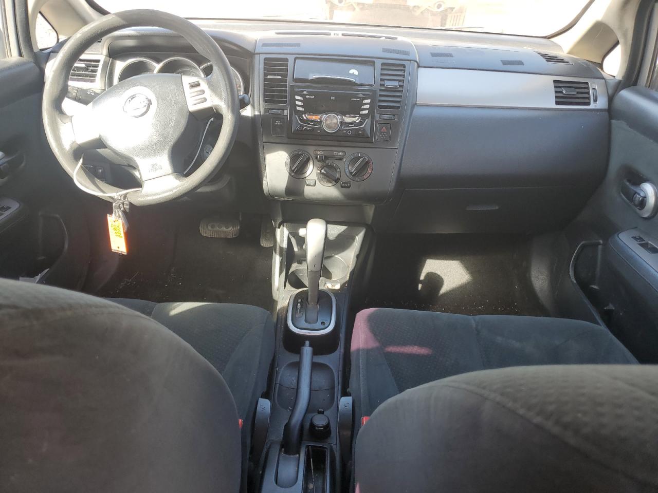NISSAN VERSA S