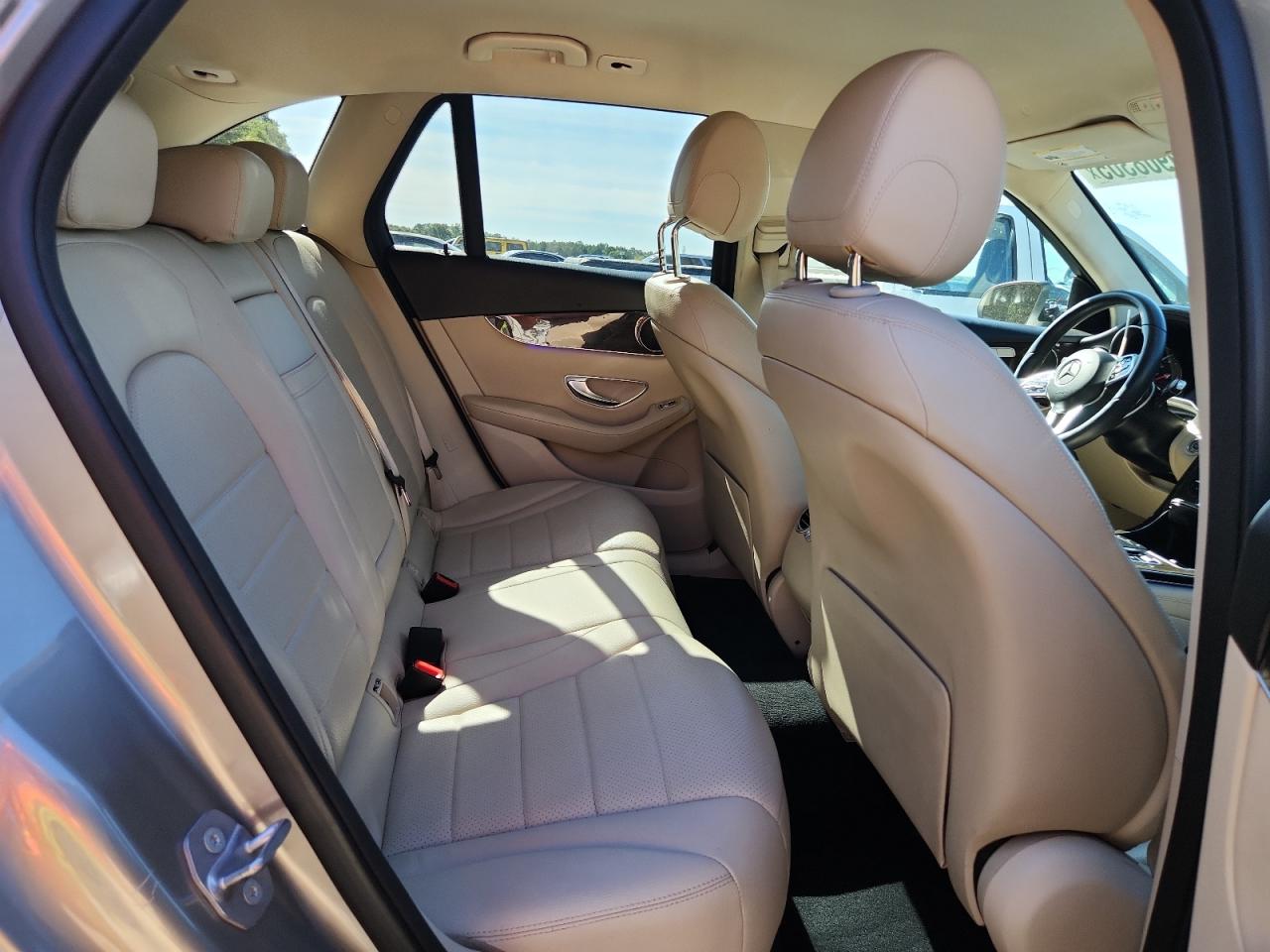 MERCEDES-BENZ GLC-CLASS 300