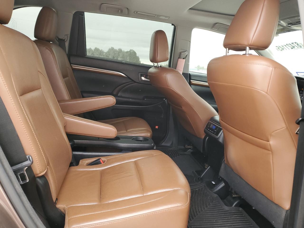 TOYOTA HIGHLANDER LIMITED