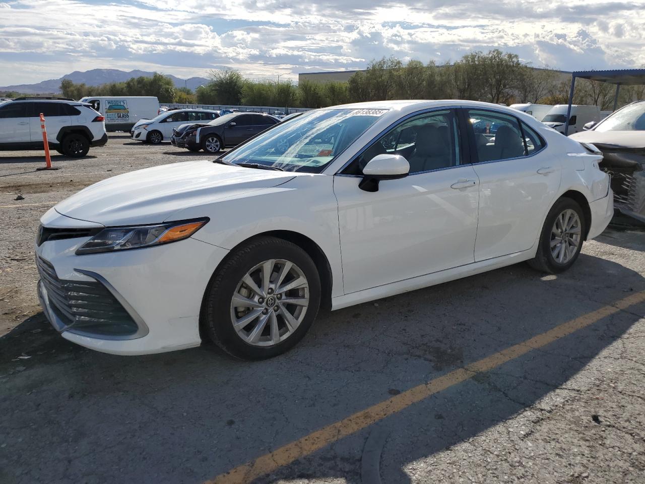 TOYOTA CAMRY LE