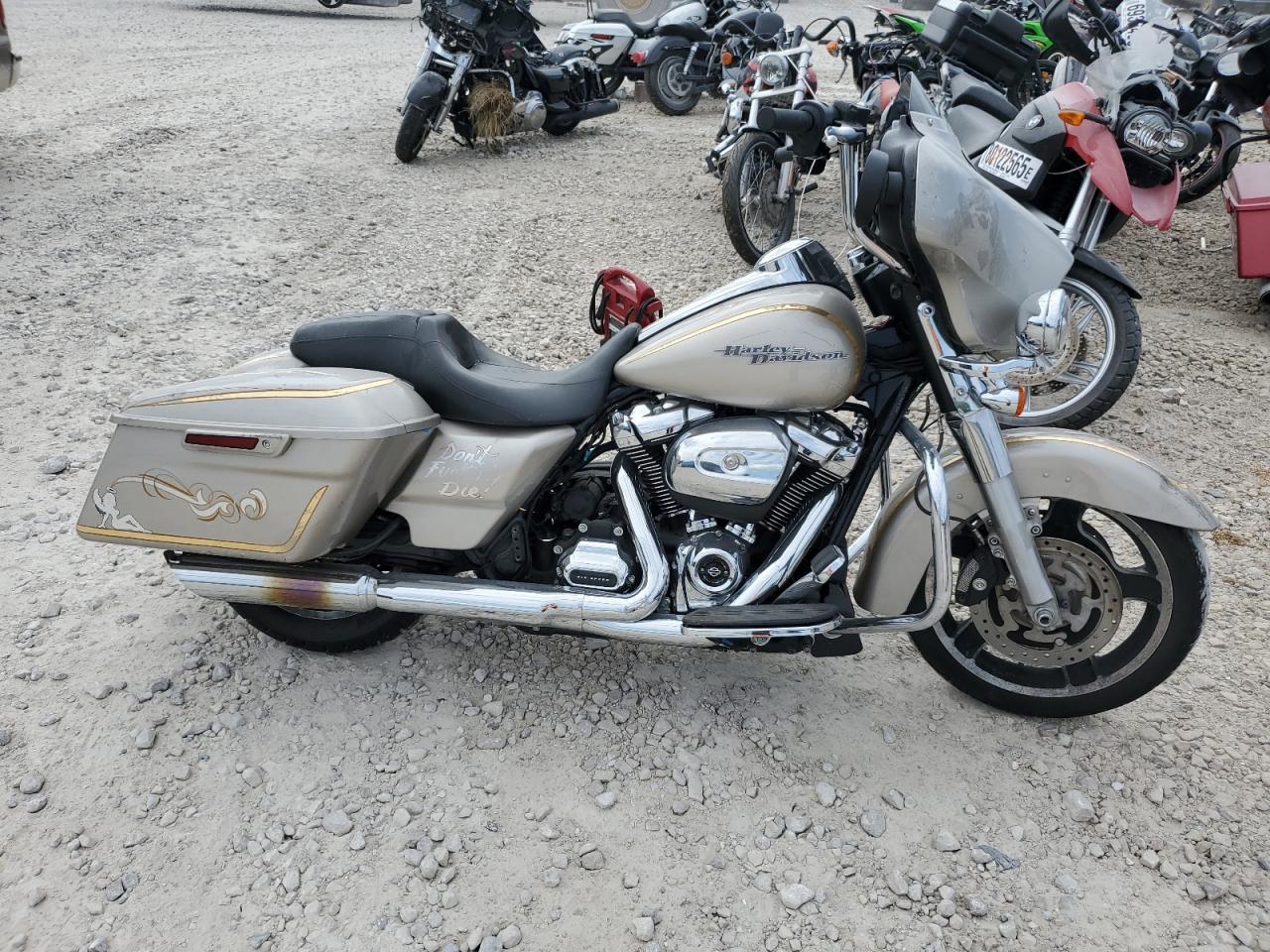 Salvage Harley-Davidson Fl