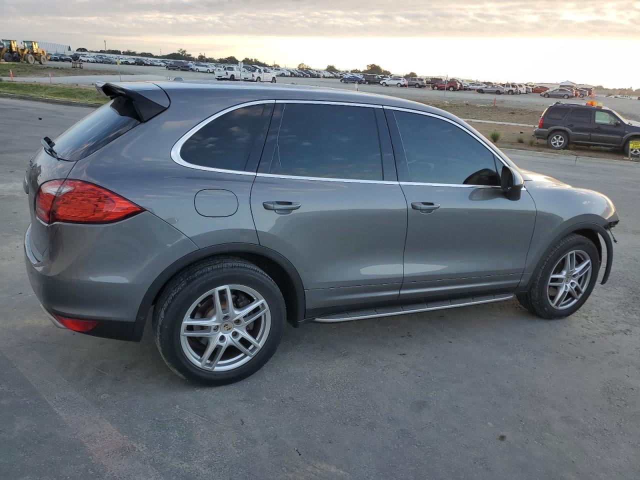 PORSCHE CAYENNE