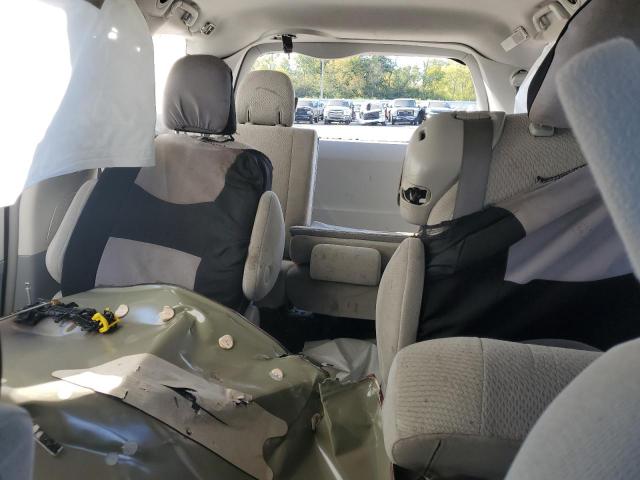 2011 TOYOTA SIENNA LE - 5TDKK3DC0BS066492