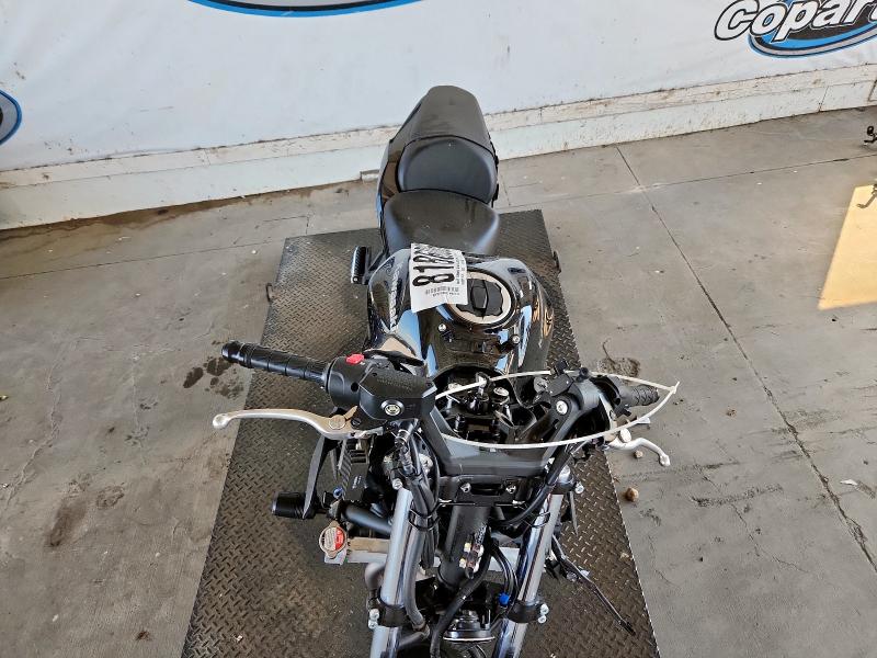 2025 KAWASAKI EX650 R ML5EXER13SDAF4102