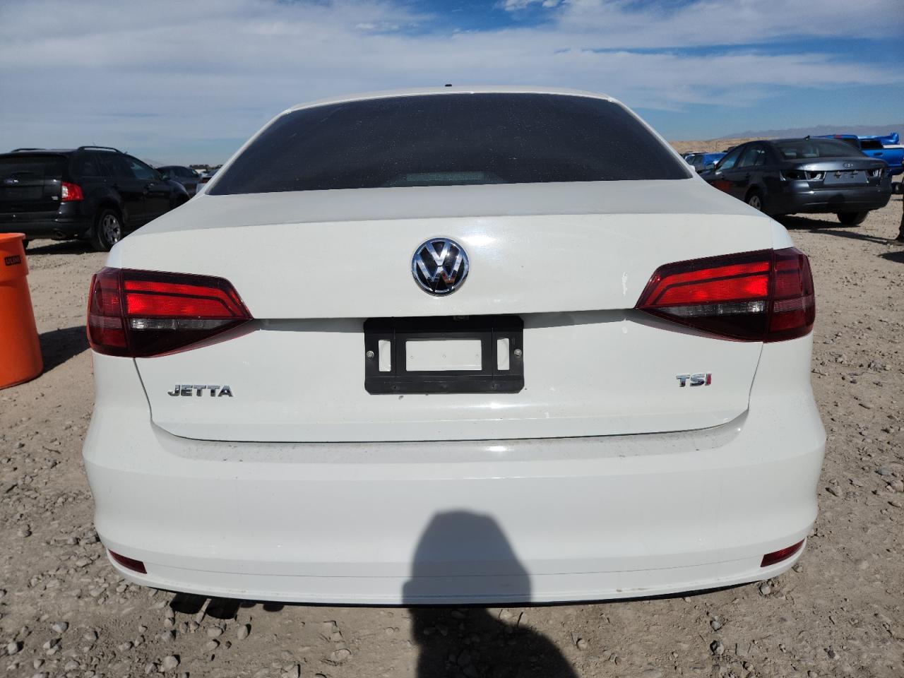 VOLKSWAGEN JETTA S