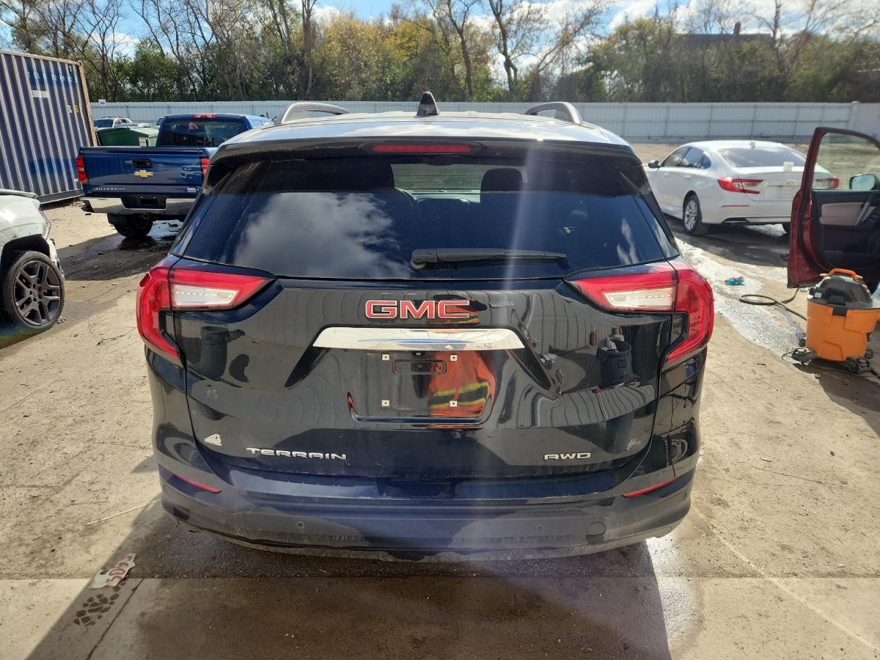 GMC TERRAIN SLE