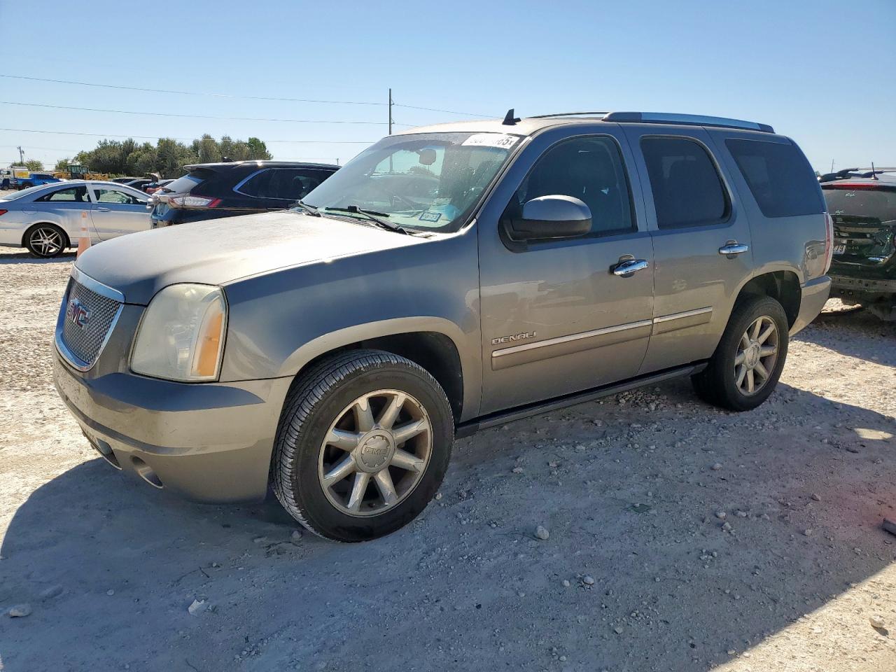GMC YUKON DENALI