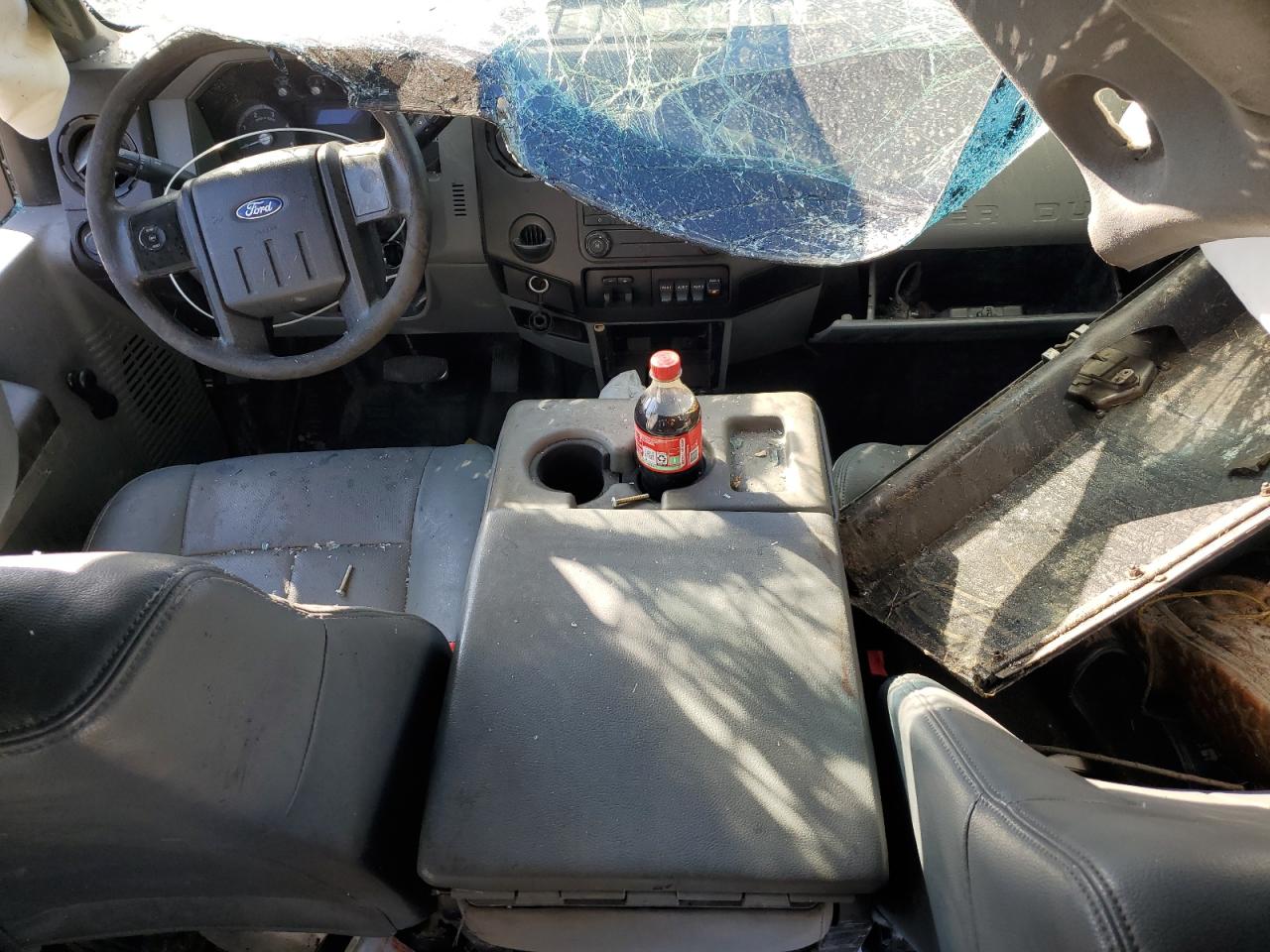 FORD F-550 SUPER DUTY