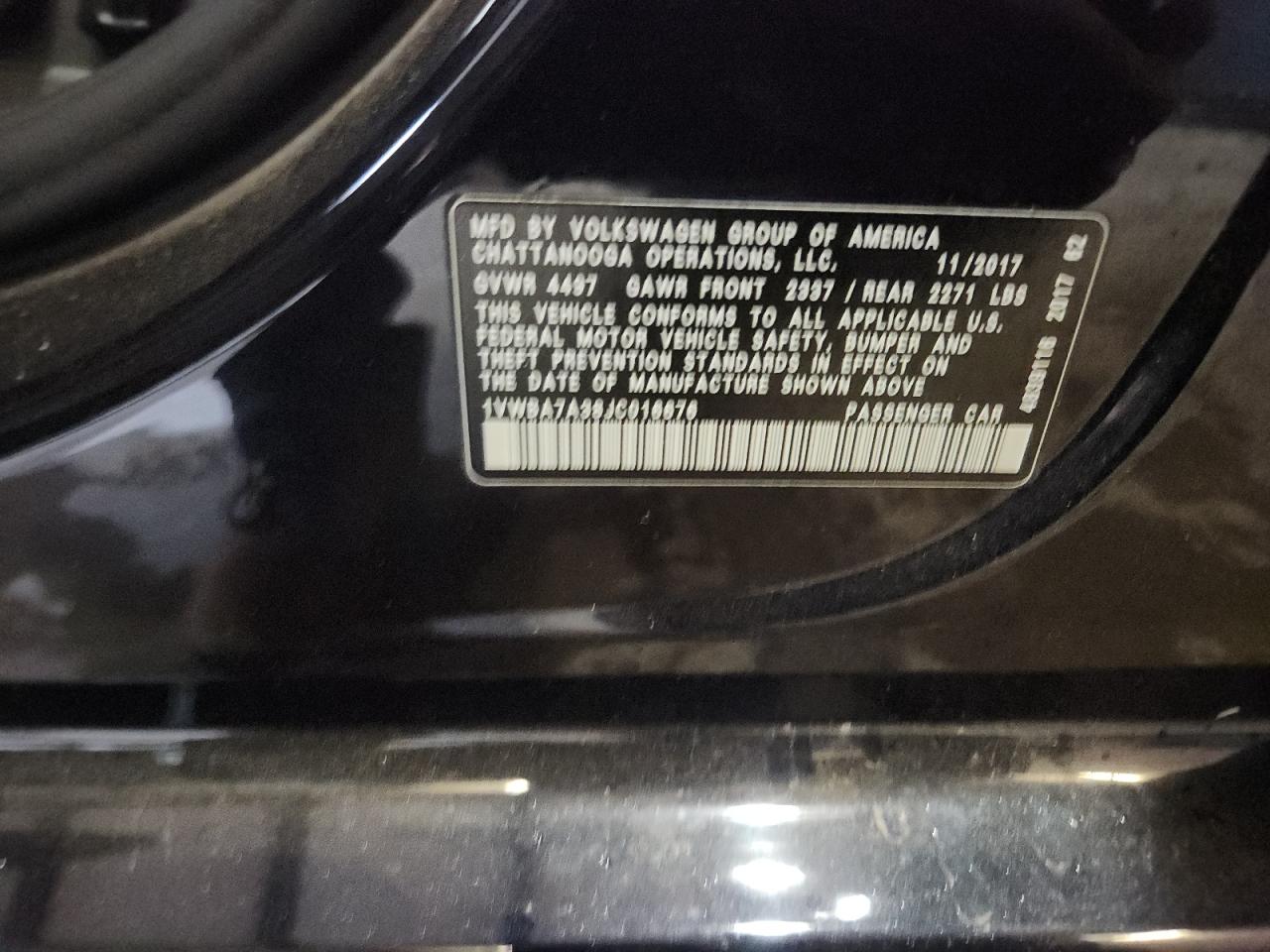 VOLKSWAGEN PASSAT SE