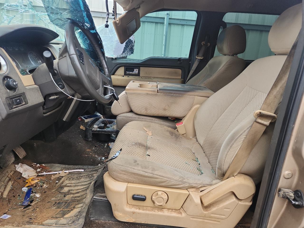 FORD F-150 SUPERCREW