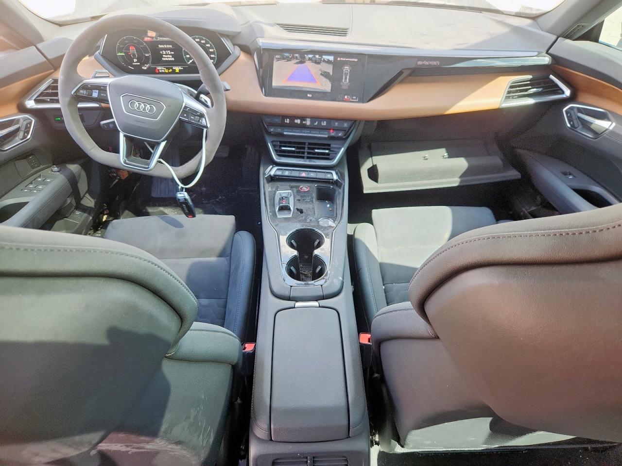 AUDI E-TRON PREMIUM PLUS