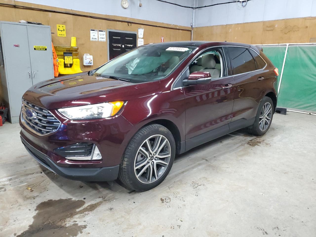 FORD EDGE TITANIUM