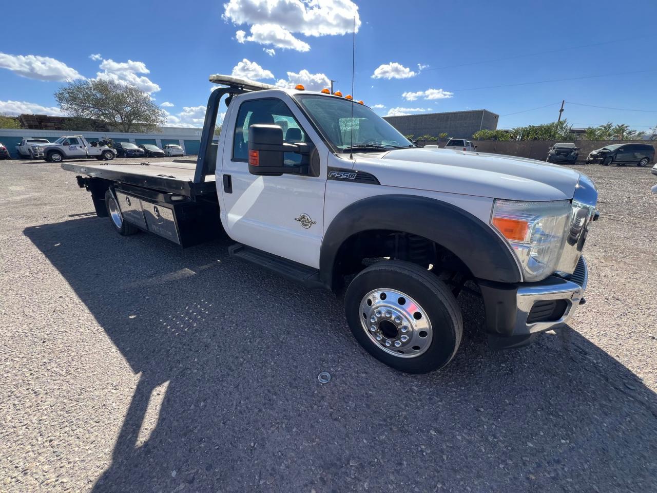 FORD F-550 SUPER DUTY