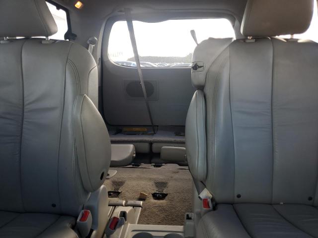 2011 TOYOTA SIENNA XLE - 5TDYK3DC3BS005700