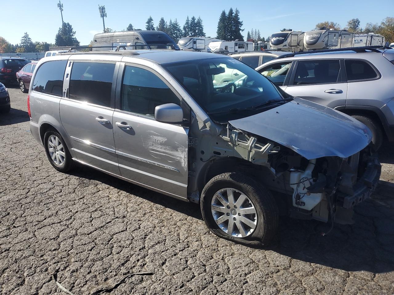 CHRYSLER TOWN & COUNTRY TOURING