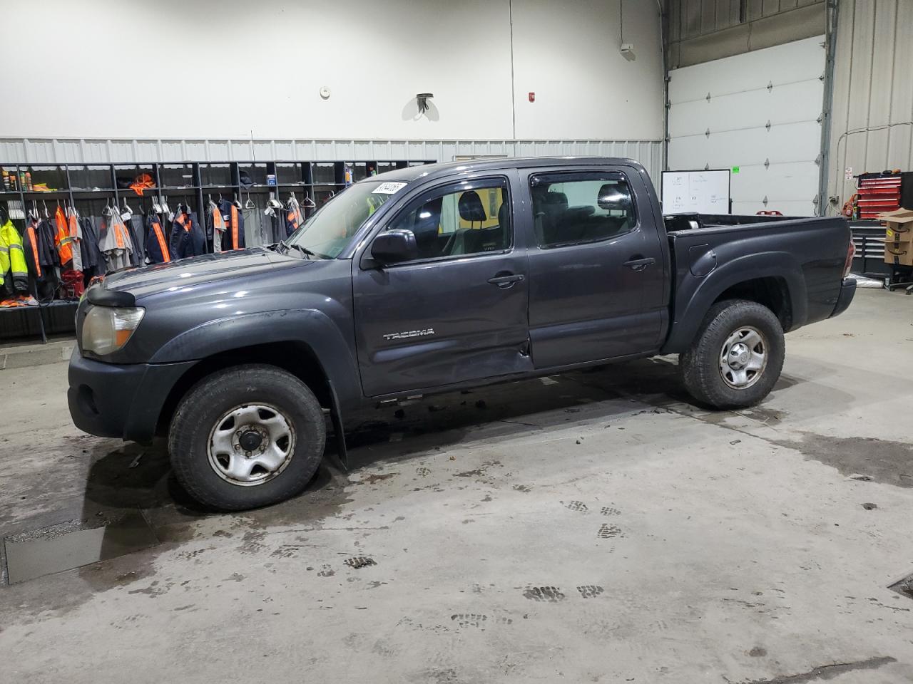 TOYOTA TACOMA DOUBLE CAB