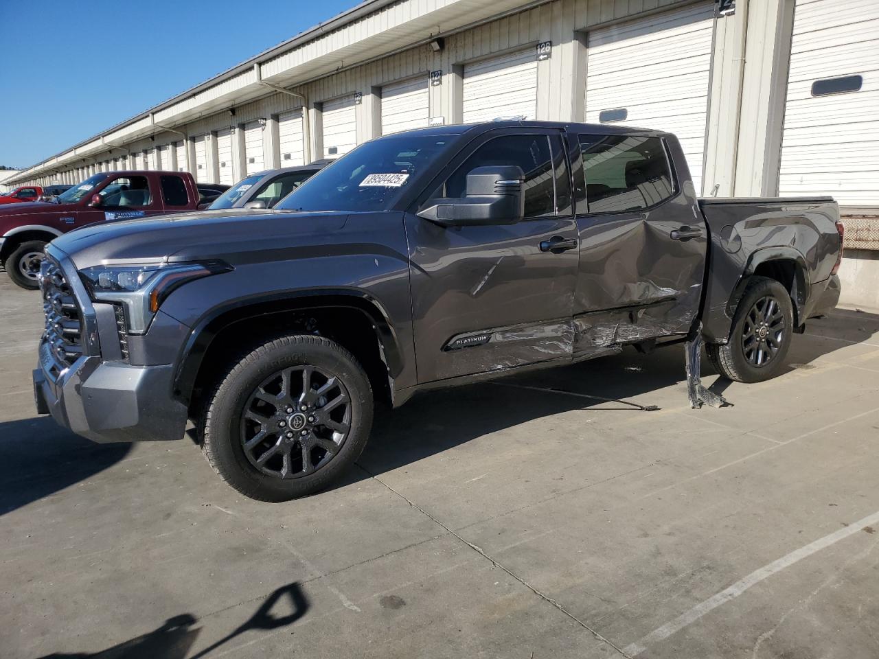 TOYOTA TUNDRA CREWMAX PLATINUM